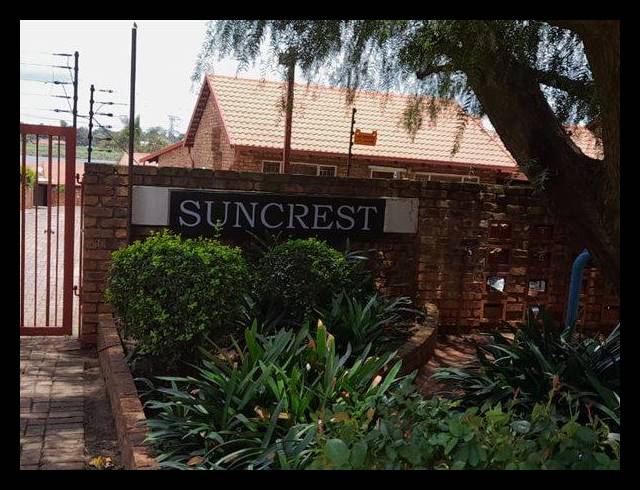 3 BEDROOM TOWNHOUSE FOR SALE IN NORKEM PARK